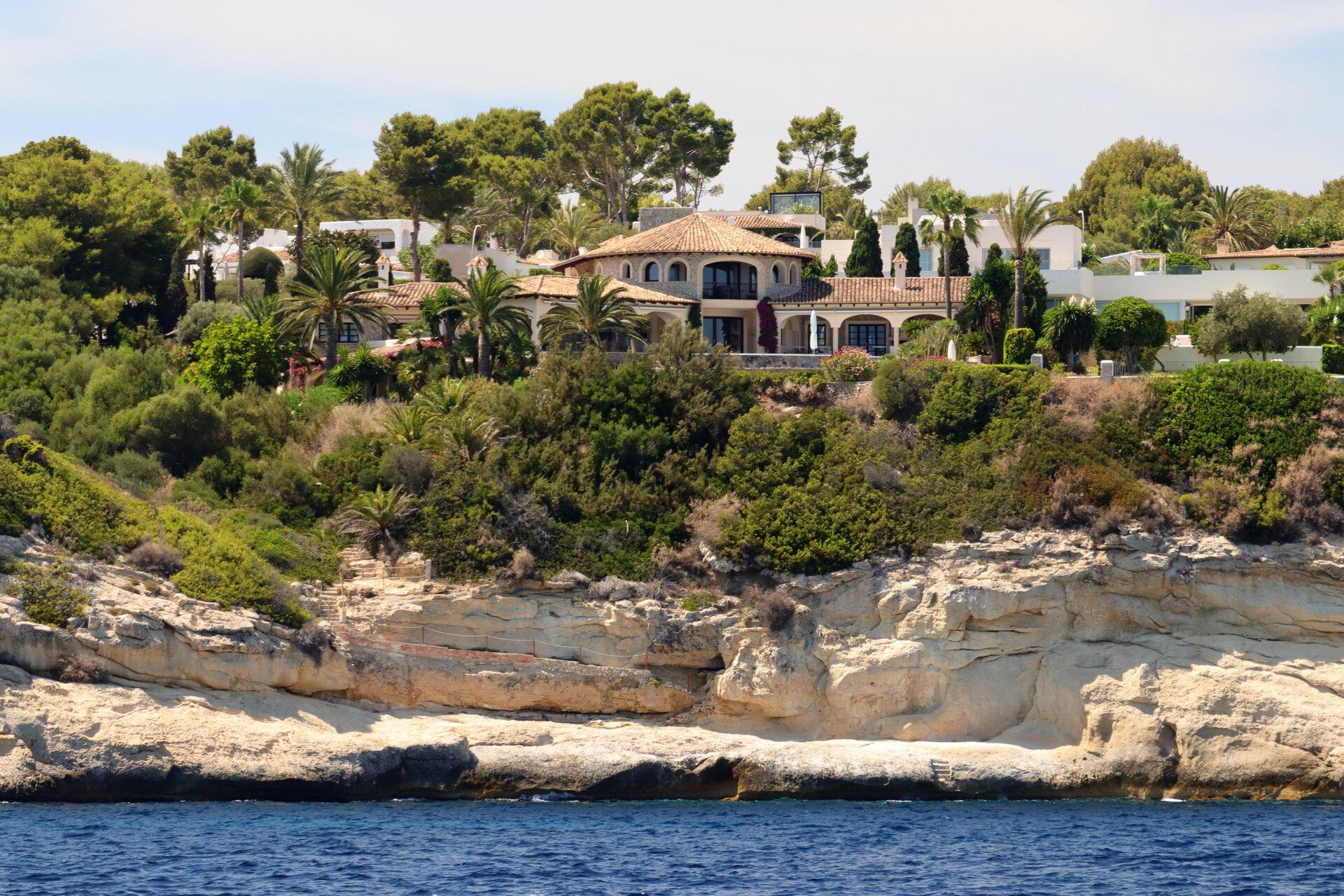 villa sulla costa di ibiza